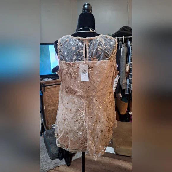 Torrid Tan Floral Embroidered Sleeveless Top - Picture 8 of 16